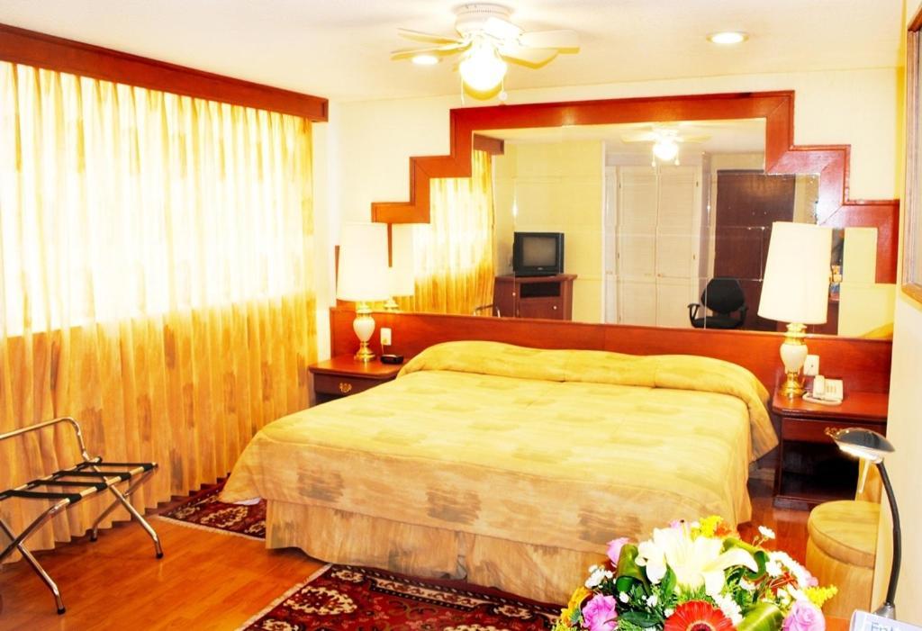 Hotel Marcella Clase Ejecutiva Morelia Szoba fotó
